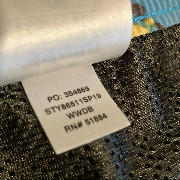 Patagonia Men XL Stretch Wavefarer Volley Shorts 16" Inseam 6 Sea Plants Print - Picture 14 of 14